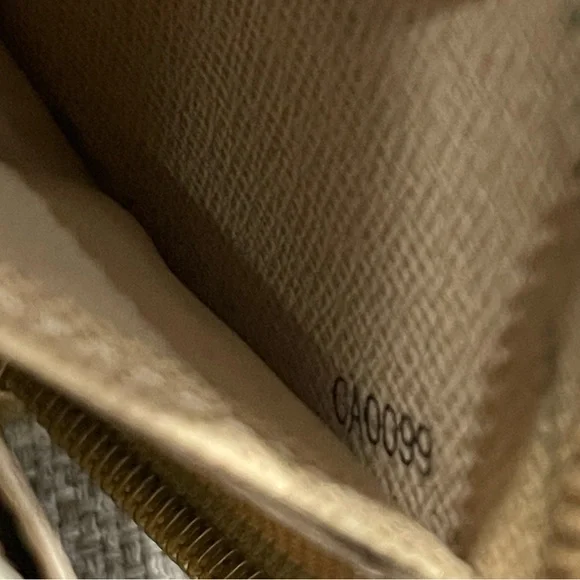 Louis Vuitton Damier Azur Zippy Zip Around Long Wallet purse - Picture 13 of 13